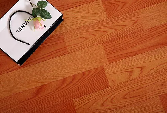 Sàn lino dày 0.65-2.0mm có lớp phủ PVC